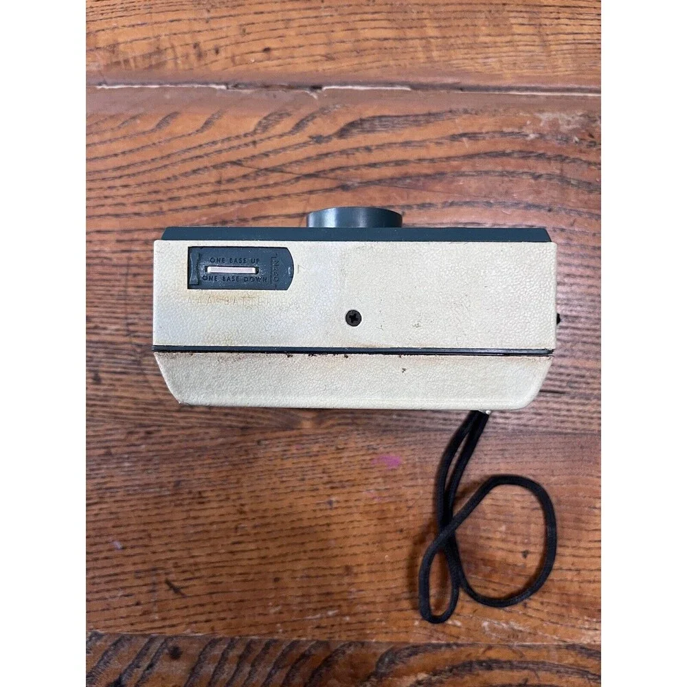 Kodak Hawkeye Instamatic F Camera Outfit With Original Box And Bulbs 1964-1968